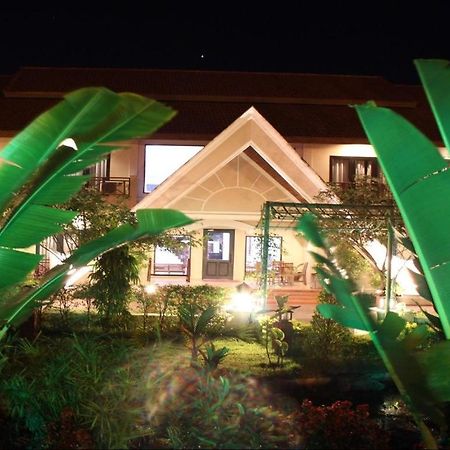 Daosavanh Resort&Spa Hotel Savannakhet Buitenkant foto