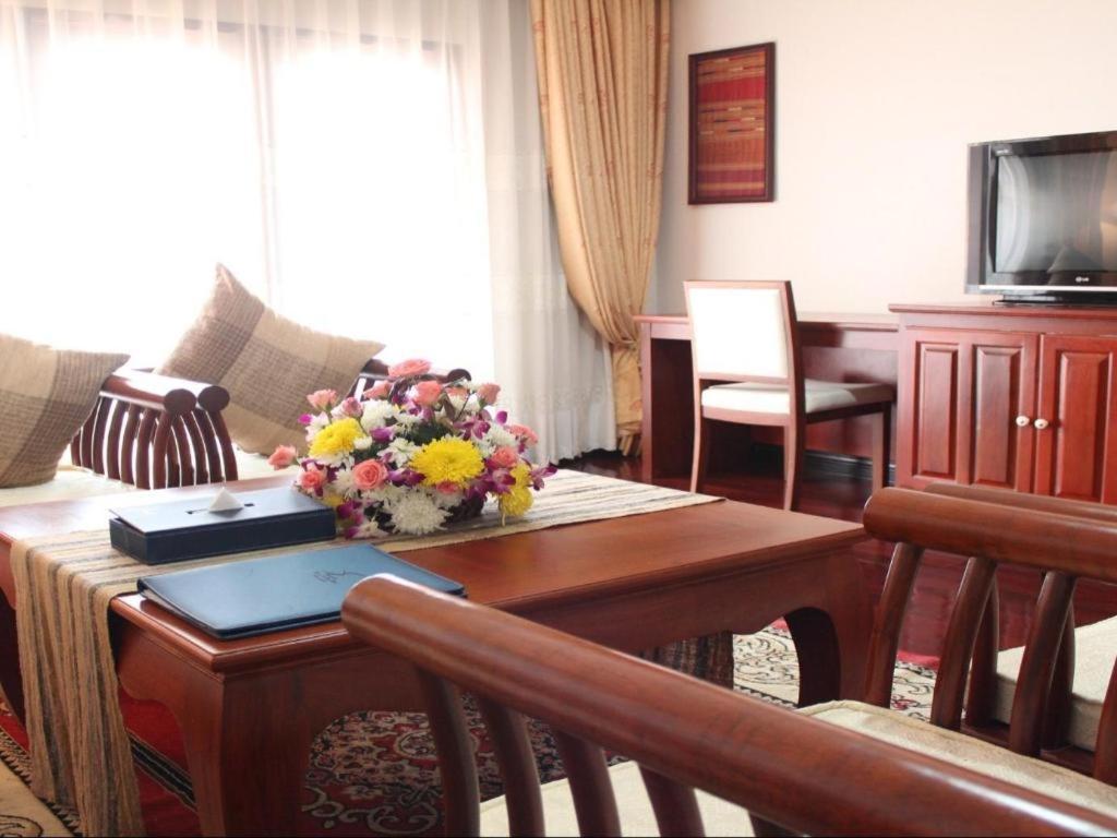 Daosavanh Resort&Spa Hotel Savannakhet Buitenkant foto
