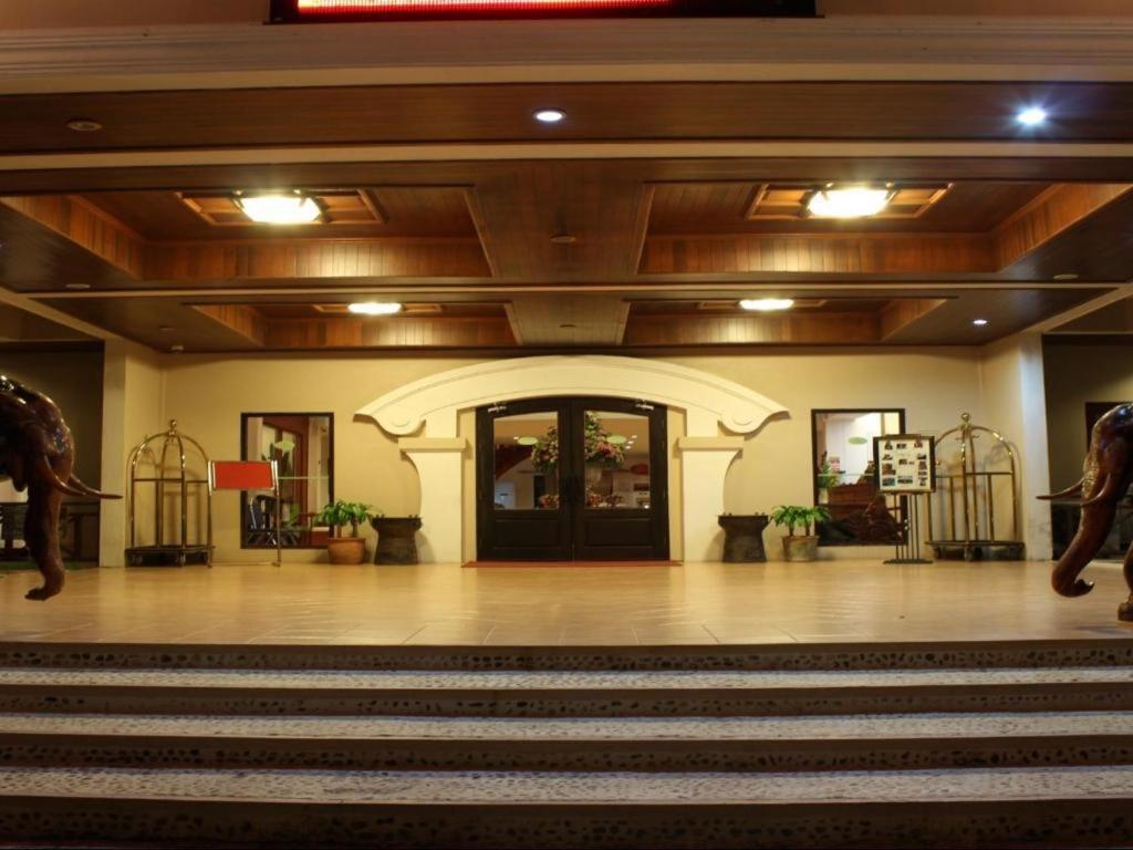 Daosavanh Resort&Spa Hotel Savannakhet Buitenkant foto