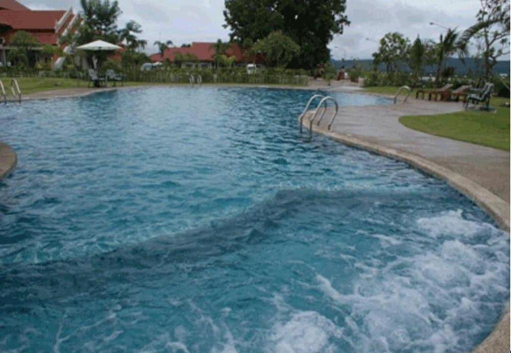 Daosavanh Resort&Spa Hotel Savannakhet Buitenkant foto