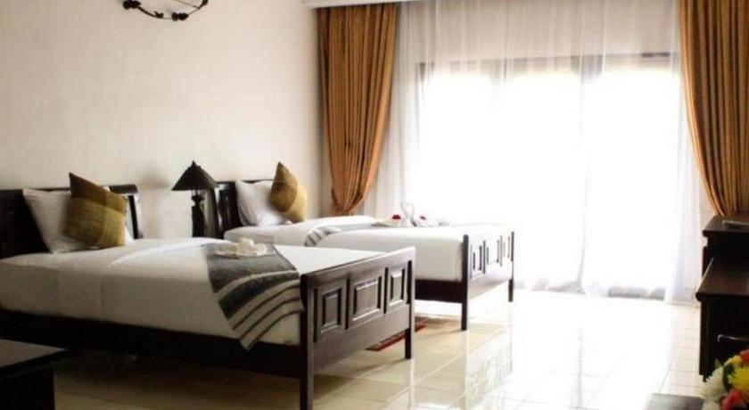 Daosavanh Resort&Spa Hotel Savannakhet Buitenkant foto